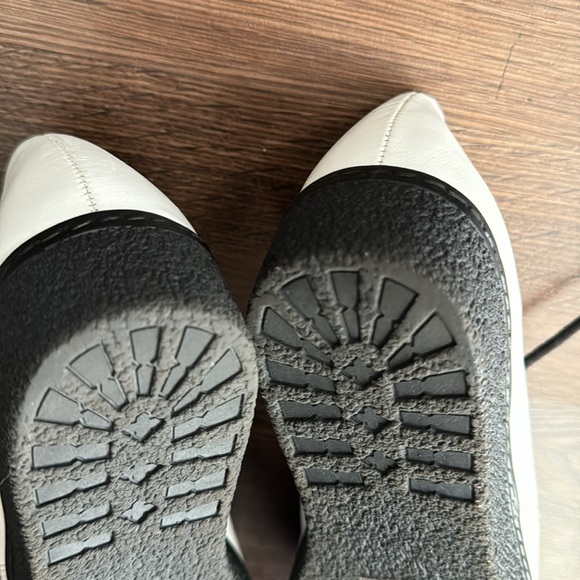 Aldo white and black platform loafers - Picture 6 of 10